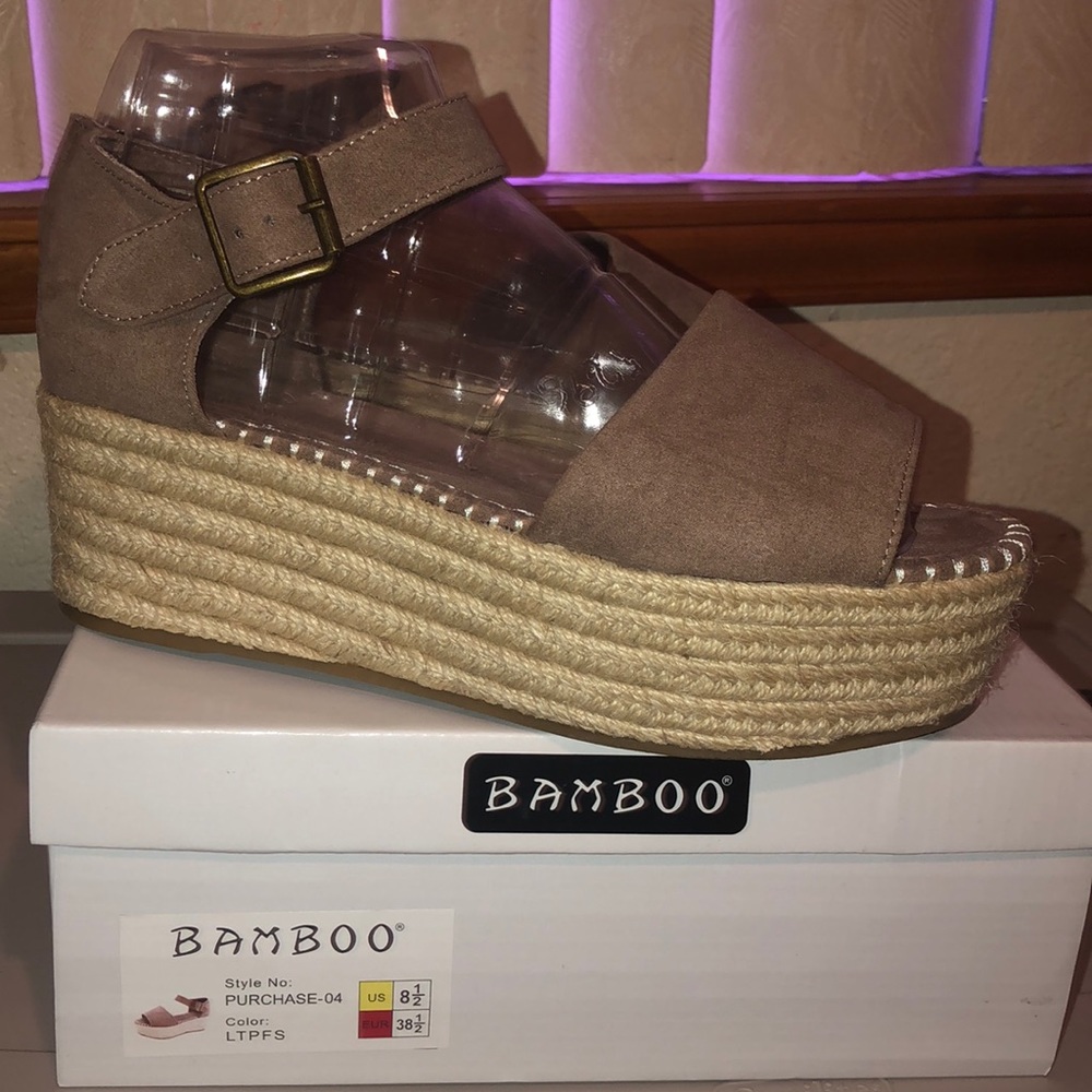 Comfy Heels - Picture 2 of 5